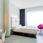 Ku\'Damm 101 Hotel