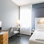 Ku\'Damm 101 Hotel